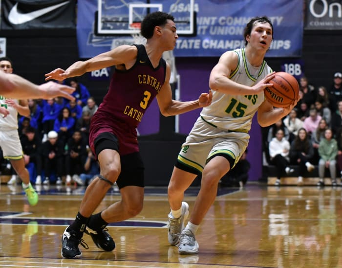 West Linn Central Catholic 6A Oregon boys basketball quarterfinal Taylor Balkom 18